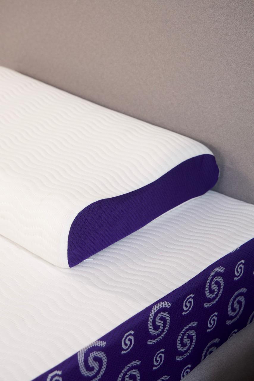 Contour Pillow